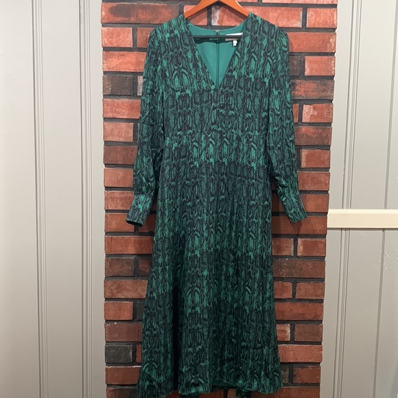 Reiss GRETA LONG SLEEVE PRINTED MIDI DRESS - Picture 3 of 16